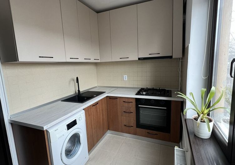 Inchiriere garsoniera Piata Sudului cu loc de parcare - Poză 4