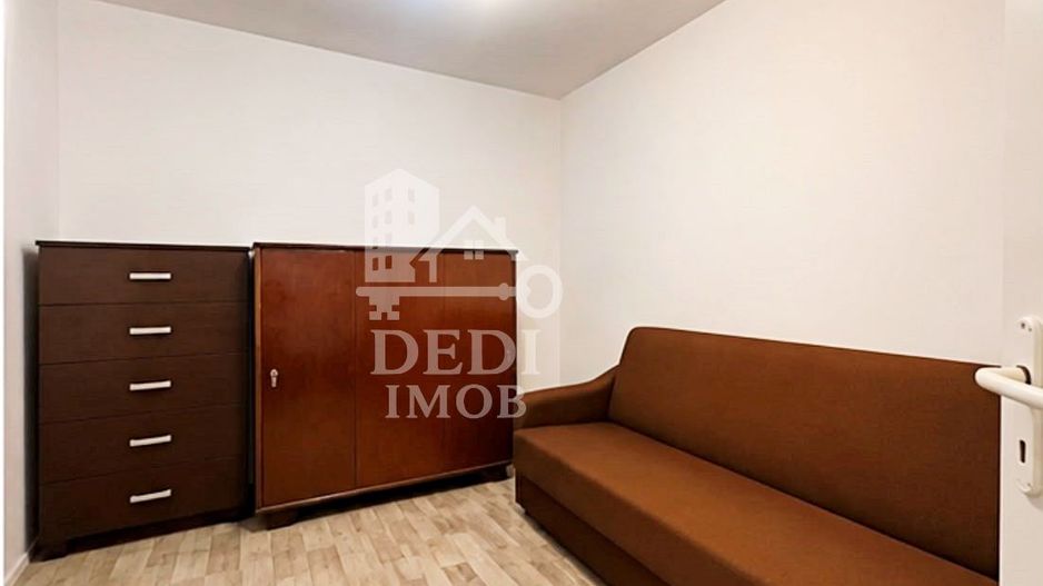 Apartament cu 2 camere de vanzare zona Rogerius, Oradea - Poză 3