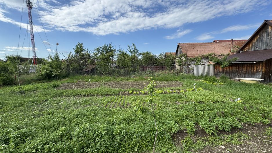 Casa individuala in Arpasu de Sus, teren mare, partial renovata - Poză 29