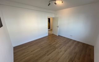 Casa deosebita intr-un cartier privat cu bariera - Poză 28