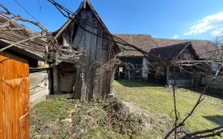 Casă individuală | 2 corpuri | Șură și anexe | teren 1460 mp – Porumbacu De Jos - Poză 24