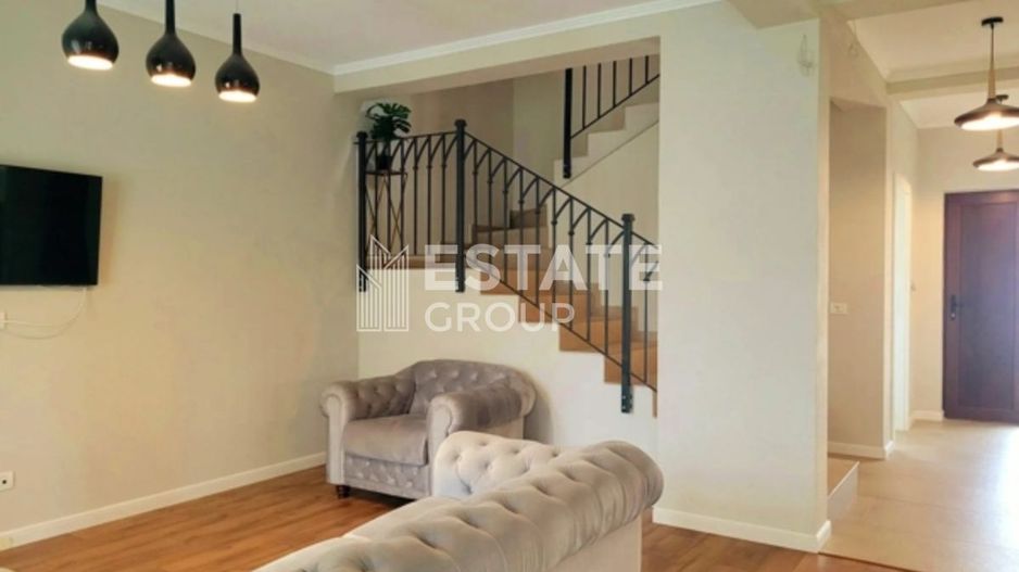 Duplex cu 5 camere in Dumbravita - Poză 5