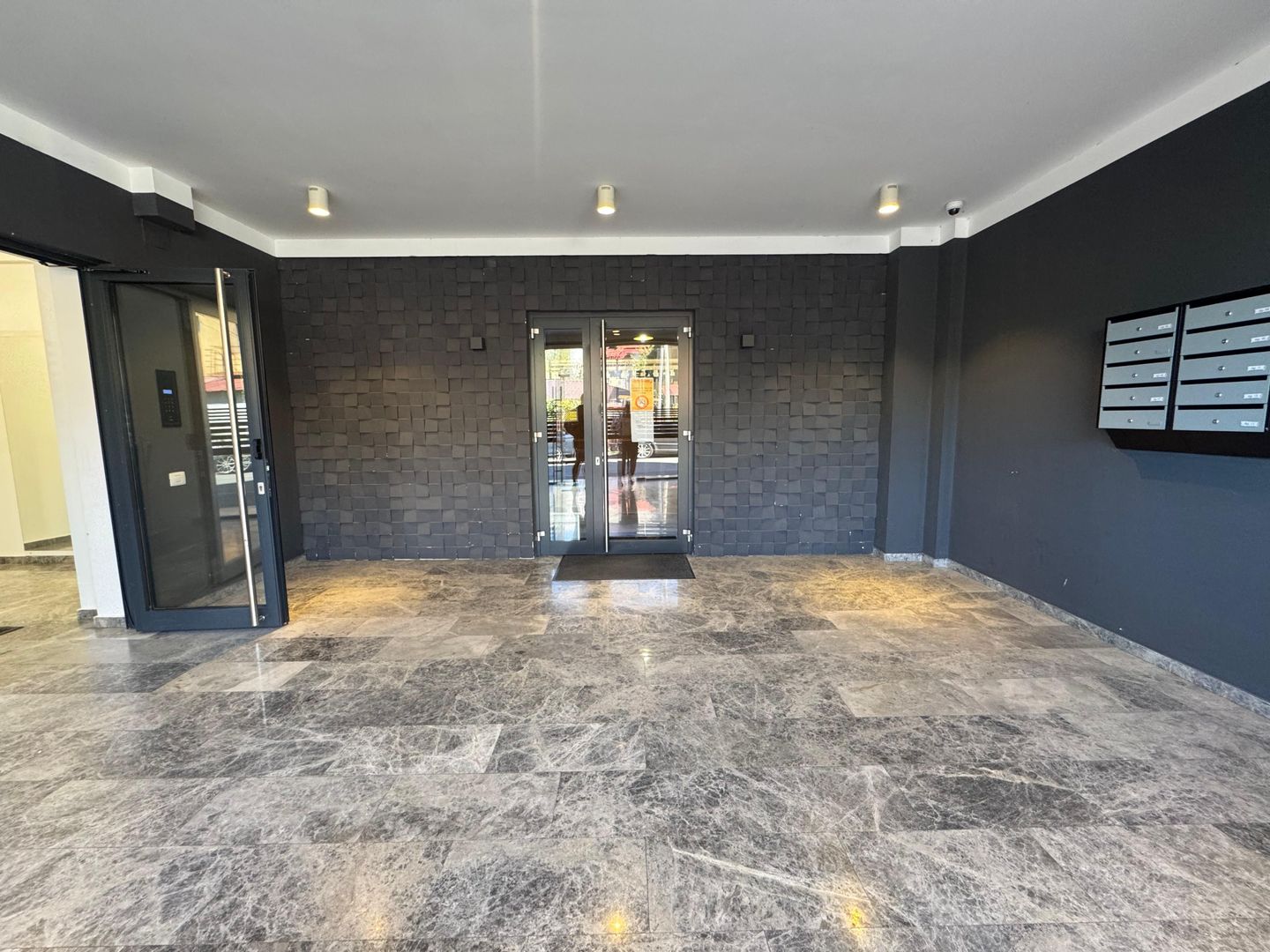 3 CAMERE + LOC DE PARCARE || SISESTI - Poză 25