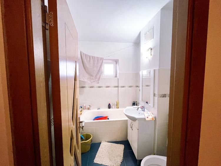 Zonă Centrală, bloc nou, apartament cu priveliște | 70 mp utili |  loc parcare - Poză 6