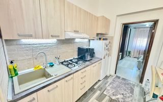 Lunei-Apartament 1 Camera-Centrala Proprie - Poză 7