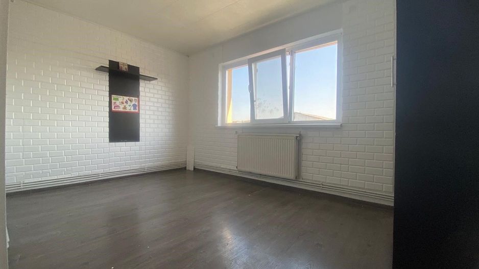 Luminos! Vanzare apartament cu 2 camere, Targoviste - Micro 11 - Poză 6