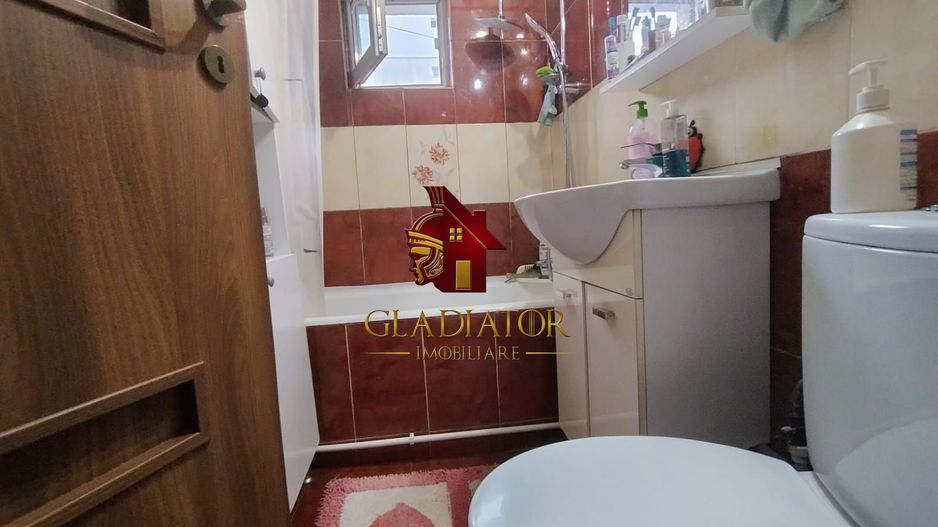 Apartament cu 3 camere, SD, Dacia - Bicaz Anemarket, parter inalt - Poză 14