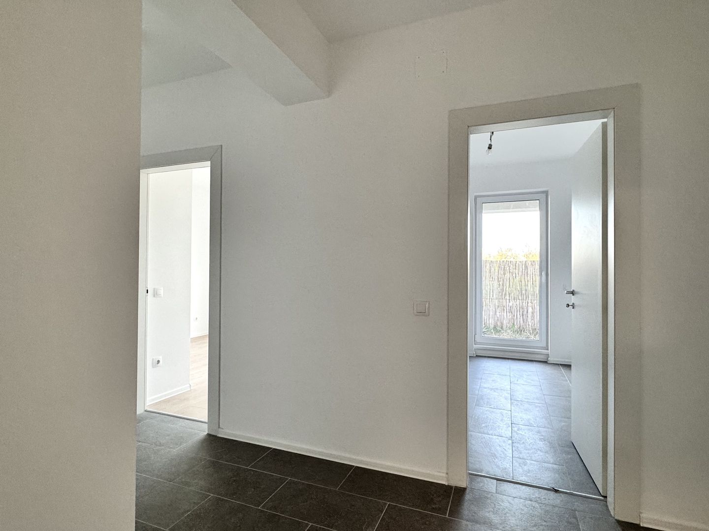 Apartament 2 camere cu Grădină Proprie - Atria Urban Resort - Poză 18