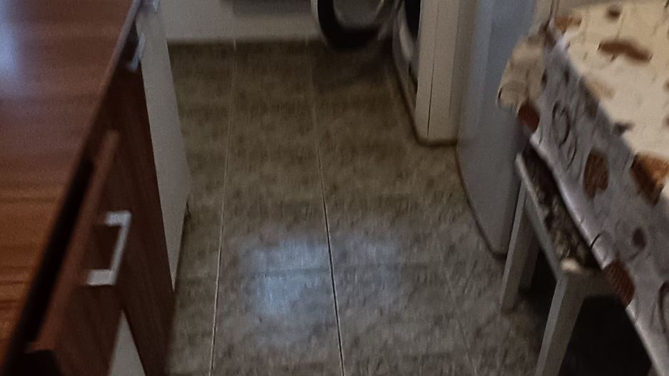 Apartament de închiriat la curte comună chiar în Complexul Studențesc - Poză 10