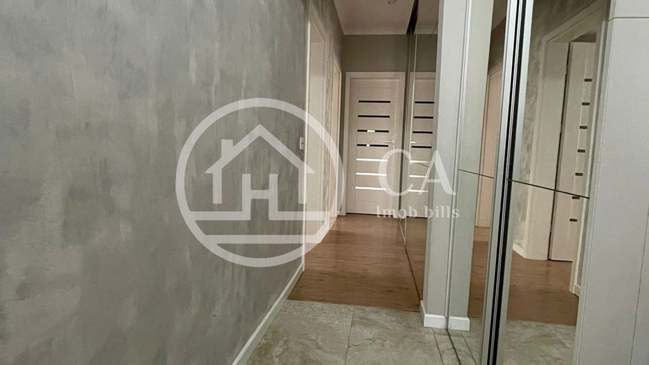 Apartament LUX de vanzare cu 3 camere în zona Calea Aradului, Oradea - Poză 11