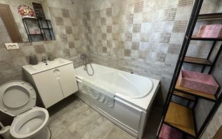Apartament modern 3 camere /450 euro - Poză 11