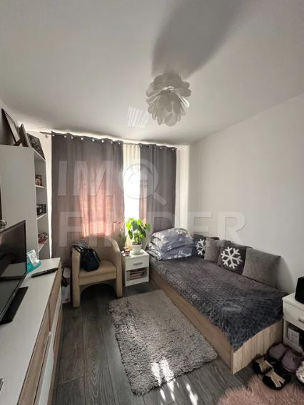 Apartament 3 camere zona Intre Lacuri - Poză 7
