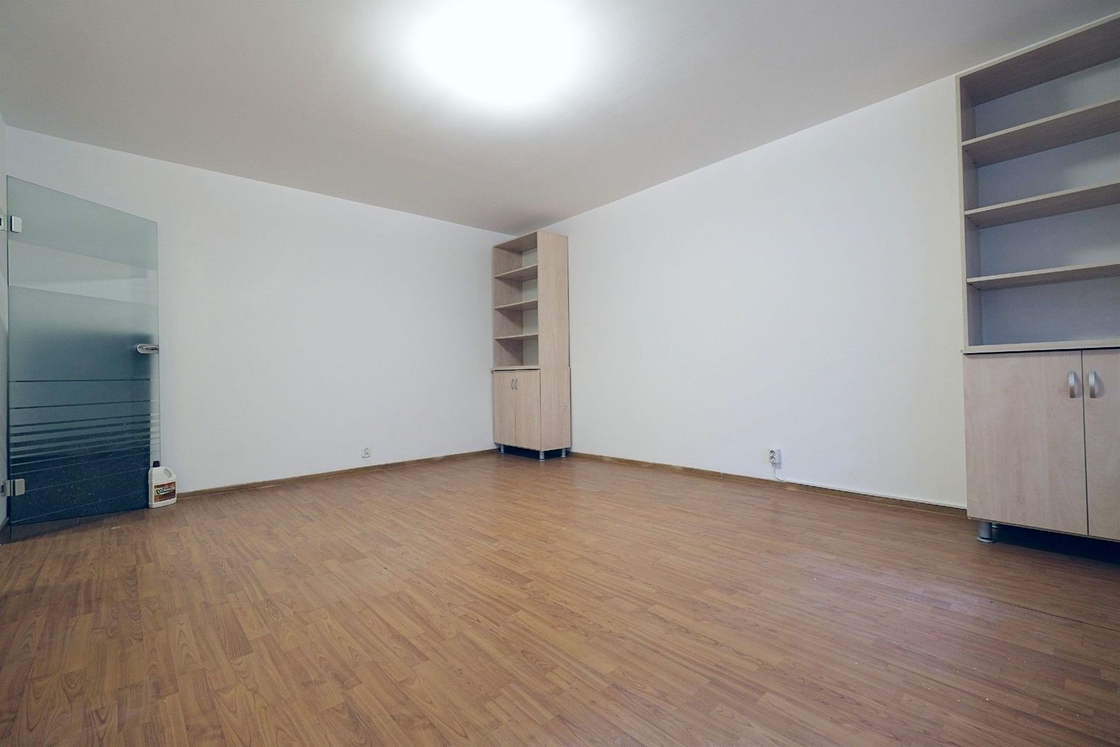 Apartament cu 2 camere de închiriat în Unirii, Bucuresti - Poză 5
