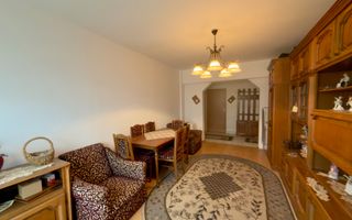 Apartament 4 camere de închiriat - Poză 2