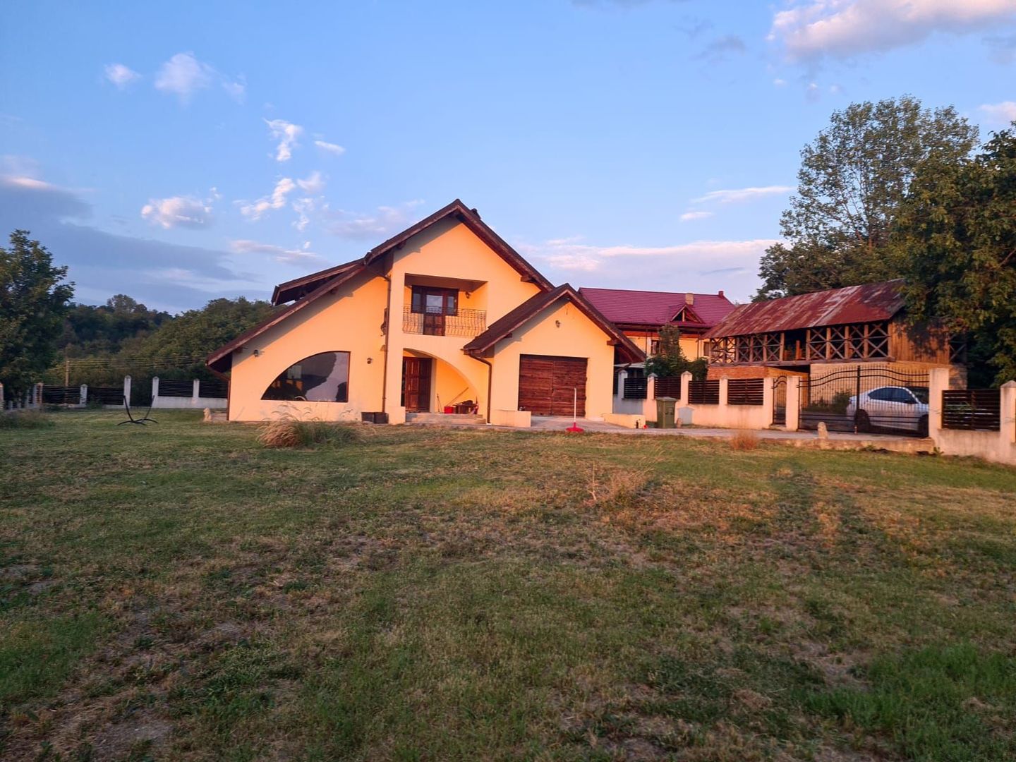 Refugiu la munte - casă cu 3070 mp teren și vedere spre Vârful Rânca - Poză 7