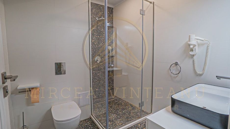 Delfinariu/B-dul. Mamaia - Apartament cu 3 camere într-un bloc finalizat în 2009 - Poză 32