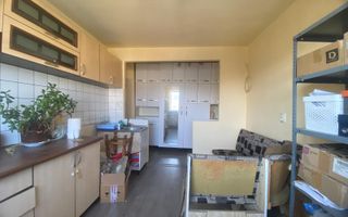 Luminos! Vanzare apartament cu 2 camere, Targoviste - Micro 11 - Poză 7