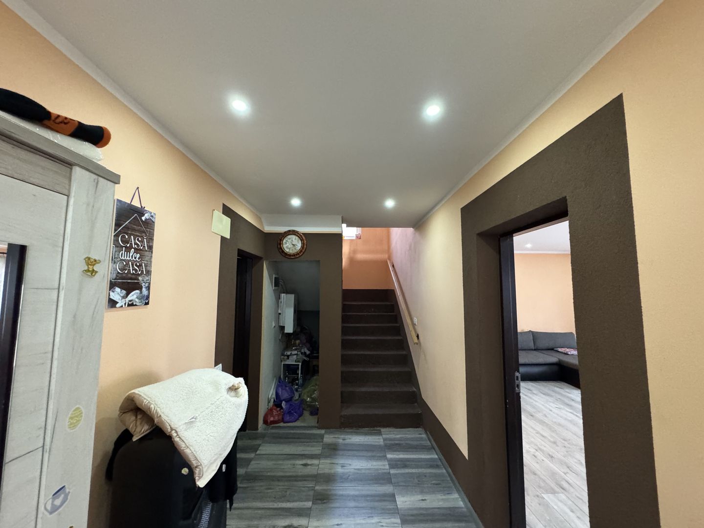 Casa Individuala Sanmihaiu Roman,P+M,4 Camere,2 Bai,Panouri Solare,Carport Auto - Poză 5