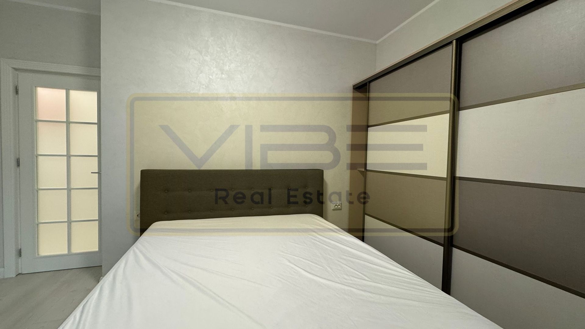 Apartament 2 camere Royal Town Copou - Poză 6