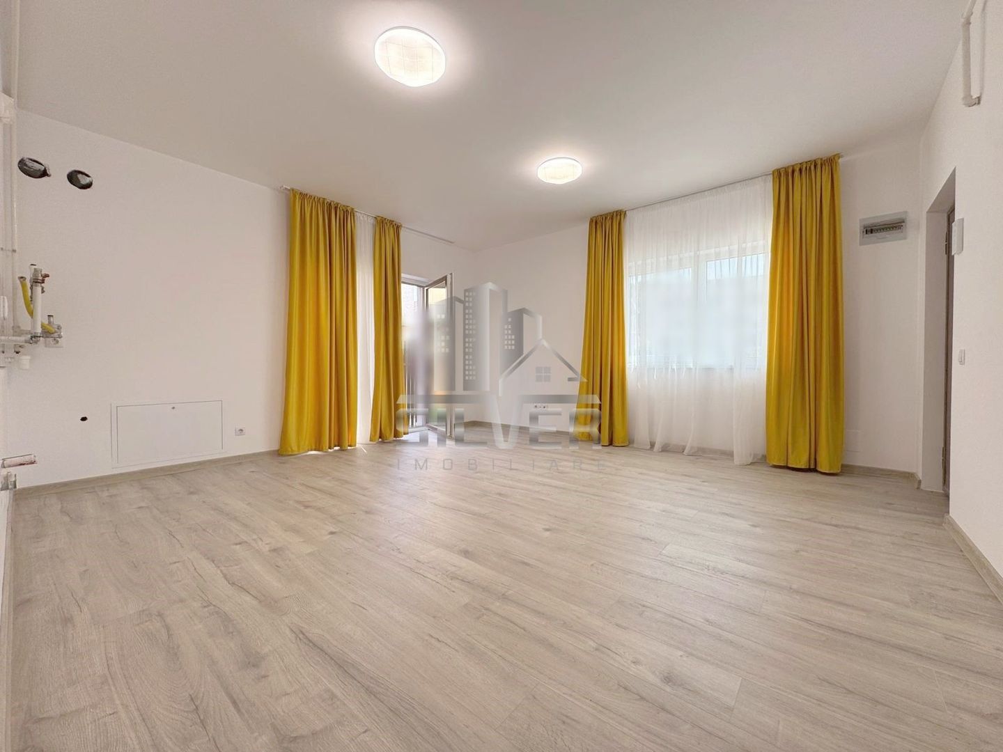 Apartament cu 2 camere/gradina 75 mp/zona Parc Poligon. - Poză 2