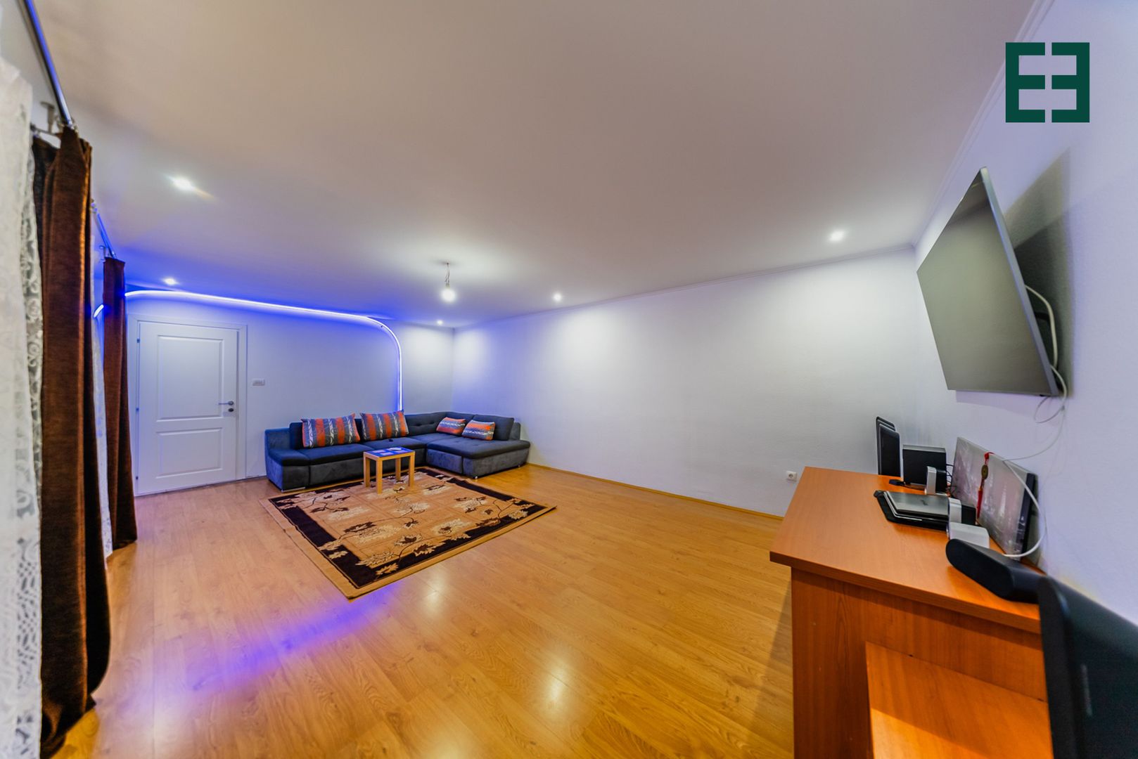 Apartament la casă în cartierul Tabacovici Aradul Nou - Poză 3