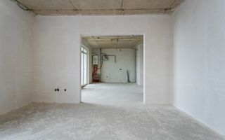 Vânzare, apartament, 3 camere + living, str. Vasile Lupu, Buiucani - Poză 3