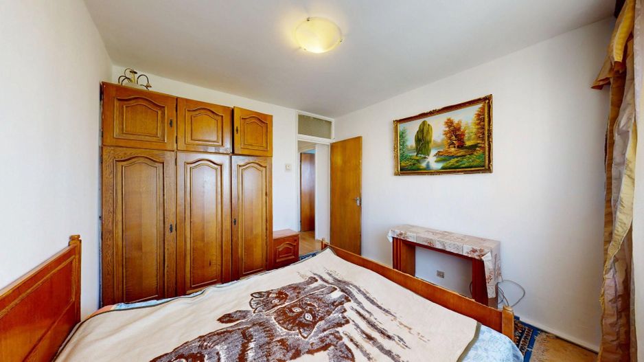 5 min Metrou Crangasi Apartament 3 camere - Poză 8