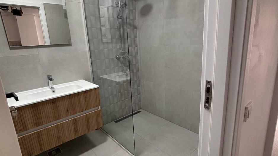 COMISION 0% VANZARE APARTAMENT 2 CAMERE FINISAT ZONA EROILOR - Poză 5