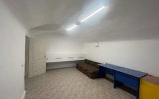 Spațiu Comercial de Închiriat Arad – 70mp, Acces Stradal - Poză 2