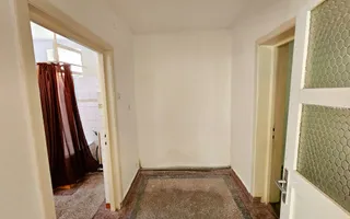 Casa 5 camere, 369 mp teren, zona Centru, pretabila pentru birouri - Poză 14