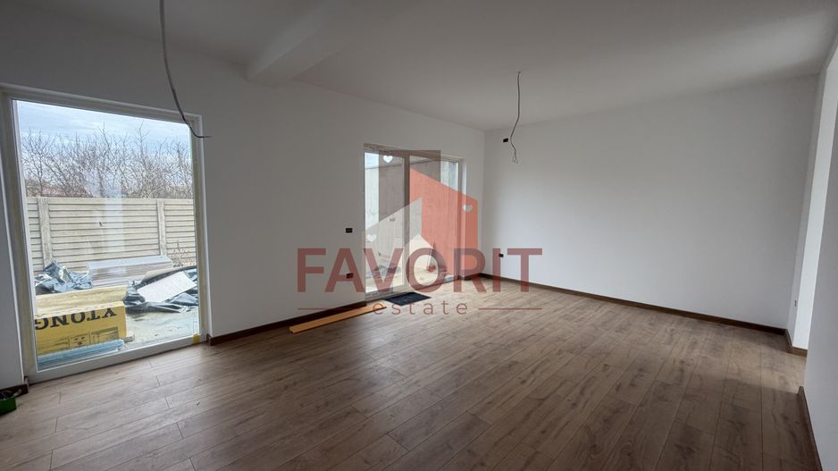 Finisat la cheie. Bucatarie inchisa. Acces asfaltat - Poză 1