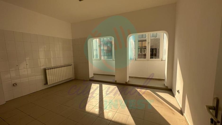 Casa consolidata cu teren de 626 mp - Poză 11