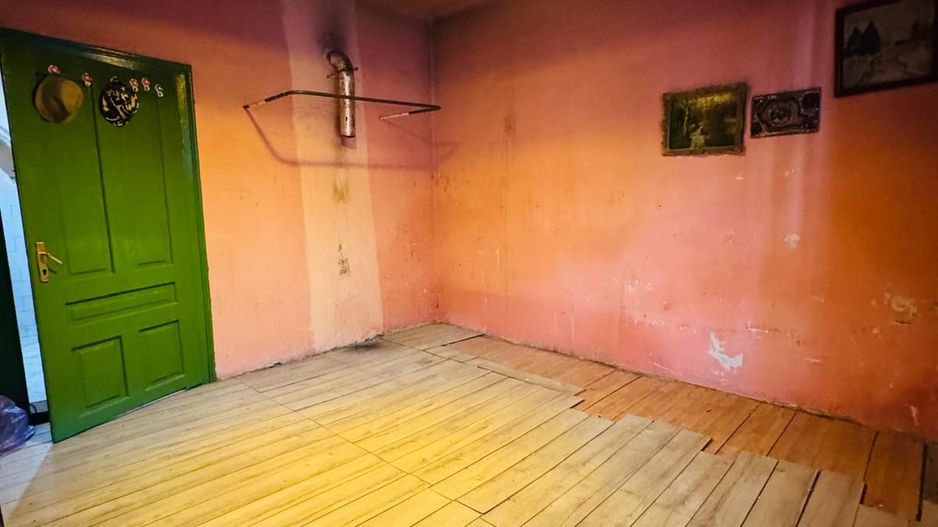Apartament la curte comuna ULTRACENTRAL - Poză 5