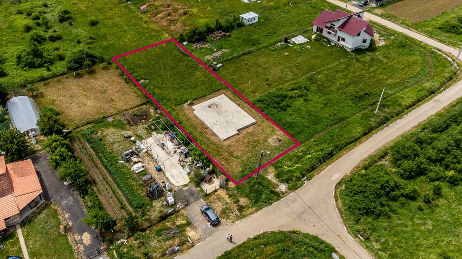 Teren cu proiect de casă și fundație realizată - Frumușeni - Poză 3