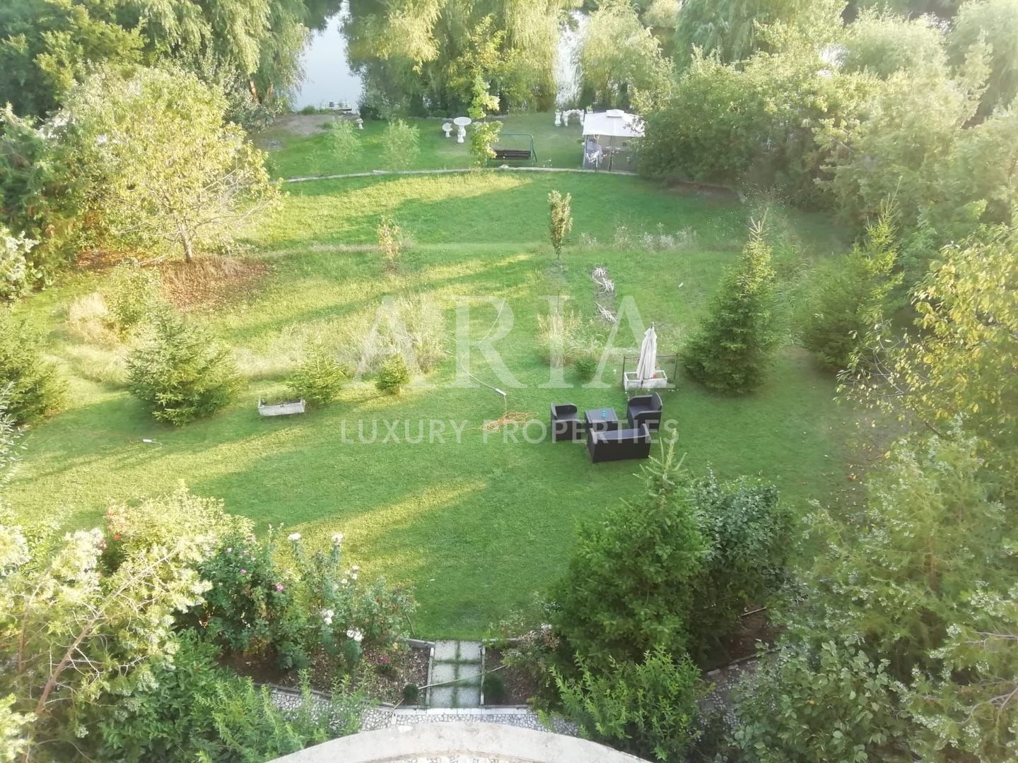 MANSOIN LAKE FRONT - 2600MP - PIPERA - Poză 6