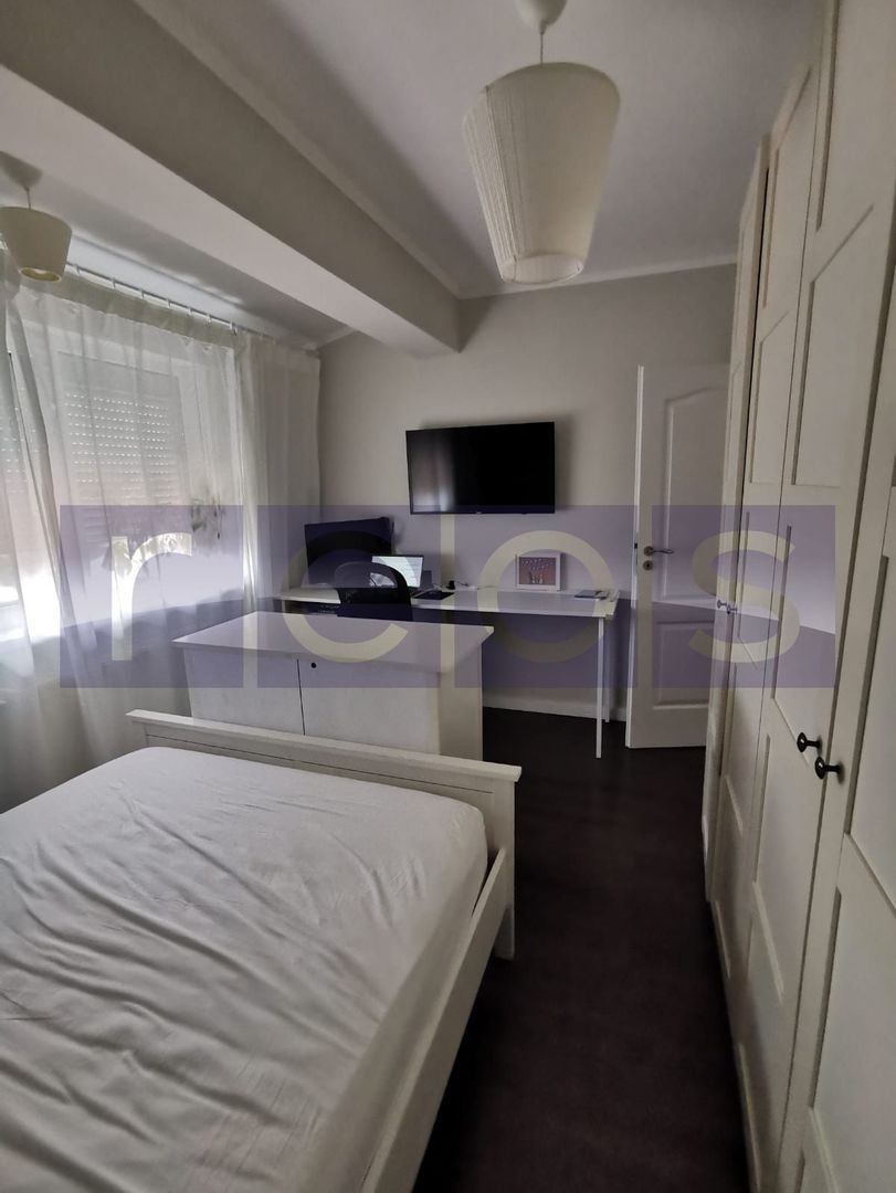 VANZARE APARTAMENT 3 CAMERE 74MP RENOVAT TRAPEZULUI PARCARE INCLUS - Poză 8