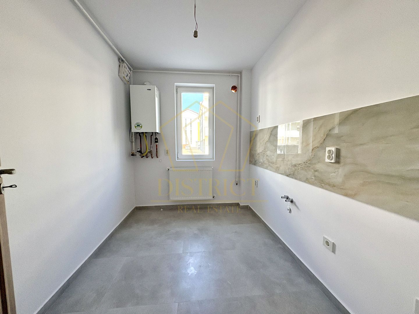 Apartament decomandat cu o camera | Giroc | Hotel IQ - Poză 2