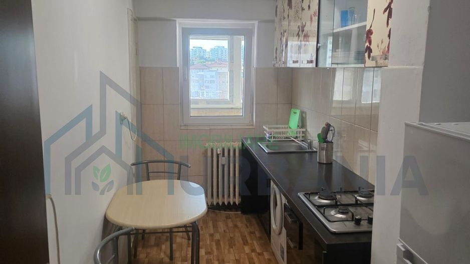 Inchiriez ap.2 cam central - Poză 3