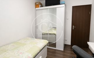 Apartament cu 3 camere de vânzare în zona Rogerius, Oradea - Poză 4