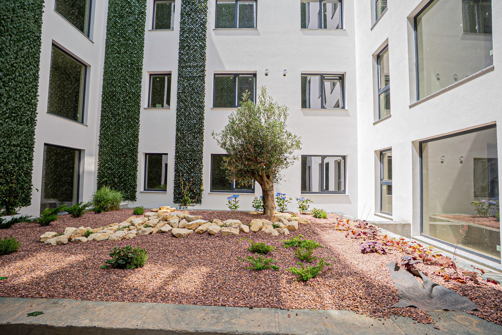 Tomis Nord - Vanzare apartament decomandat cu 3 camere,  bloc nou. - Poză 7