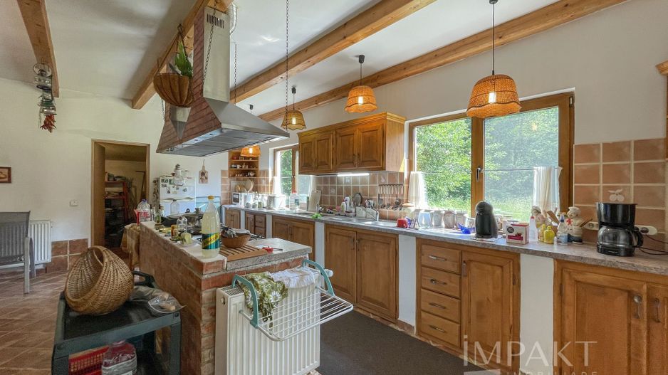 Vila superba 300mp + teren 1400mp & front la rau in Somesul Rece. - Poză 27