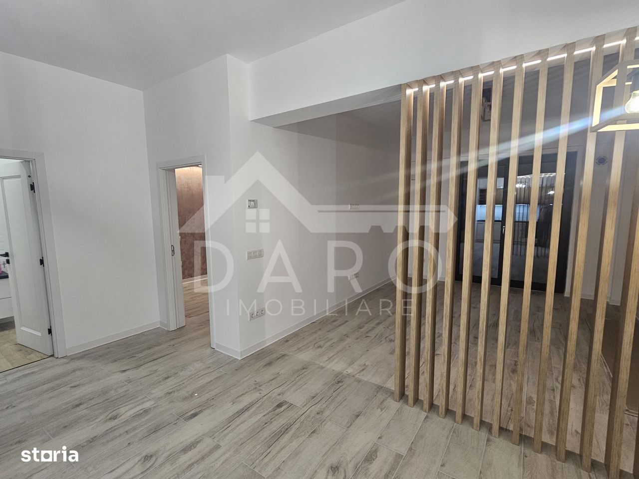 Apartament modern de închiriat, ultracentral – finisaje premium - Poză 2