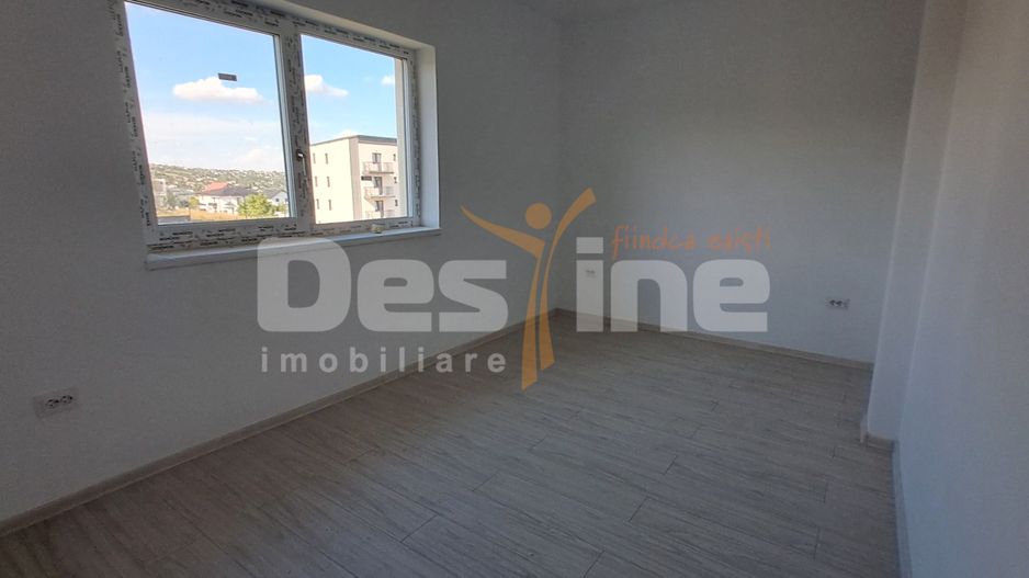 Casă individuală cu 4 camere și teren de 450 mp – Rediu - Poză 15