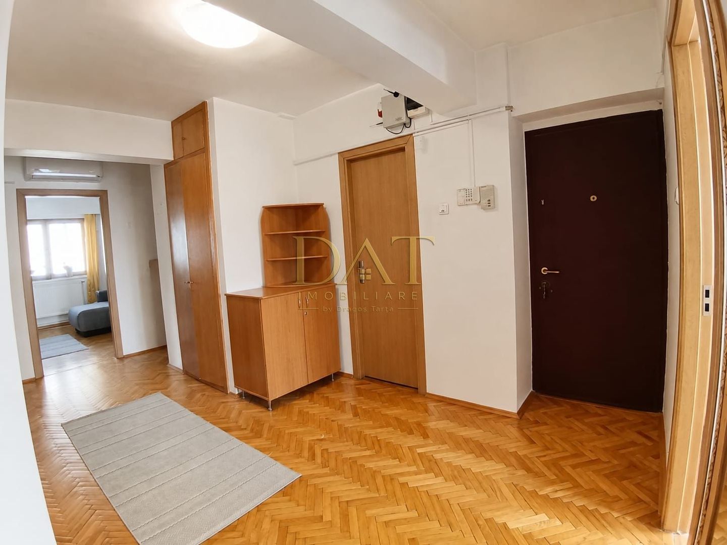 Apartament 4 camere | 90 mp | 3 balcoane | 2 parcări Piața Cipariu - Poză 7