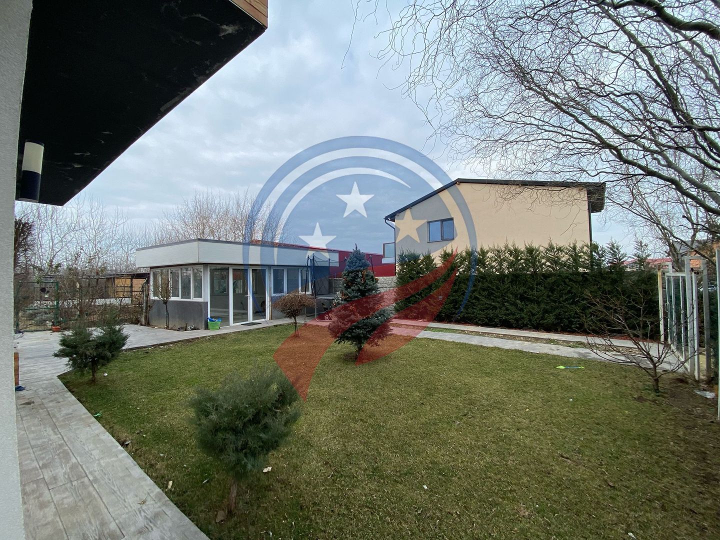 VILA DEOSEBITA ZONA AEROPORT 600 MP TEREN - Poză 13