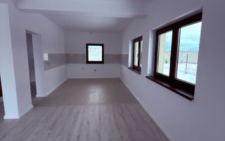 Vilă Nouă în Sânpetru | 174 mp | Construcție Solidă 2024 - Poză 6