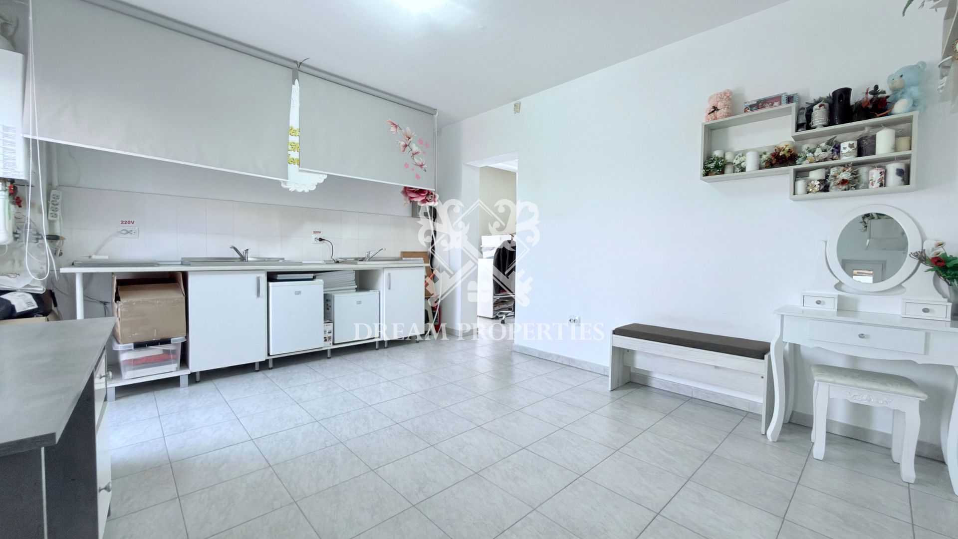 Casa tip duplex, 4 camere, 3 bai, teren 273 mp, Apahida-Sub Coasta - Poză 9