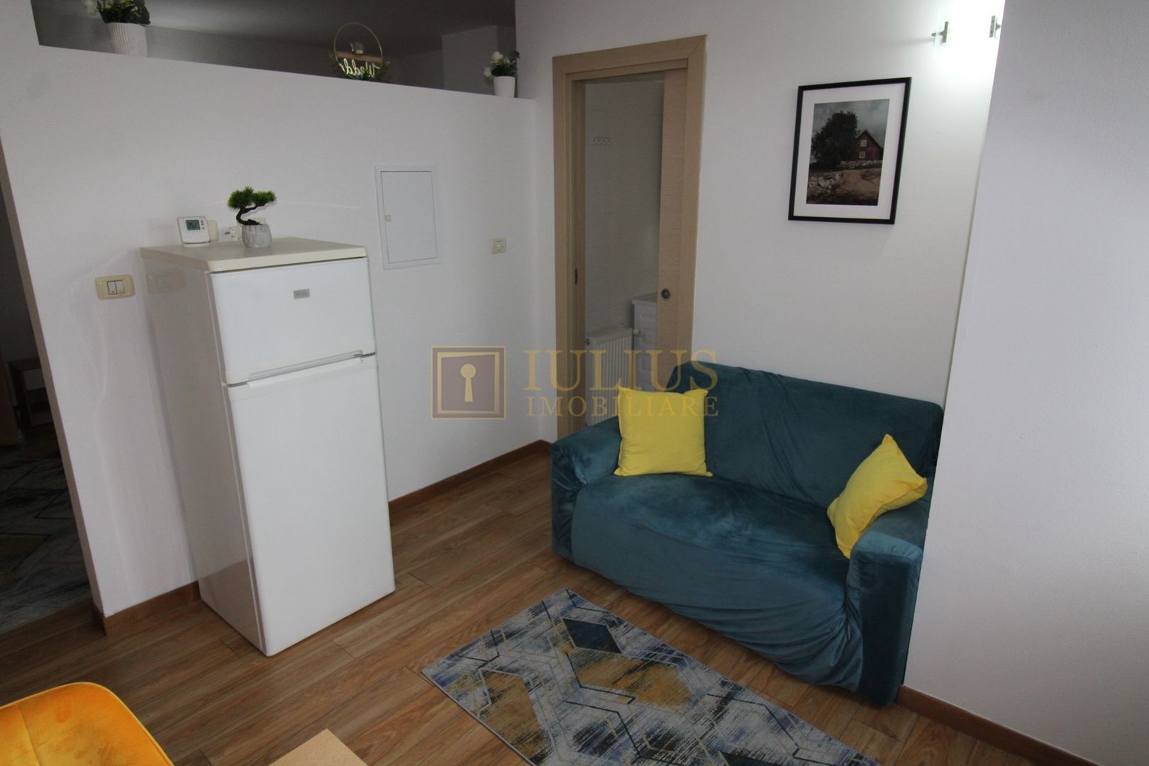 Se afla la 5 minute de Complex, ideal pentru studenti, centrala proprie - Poză 13