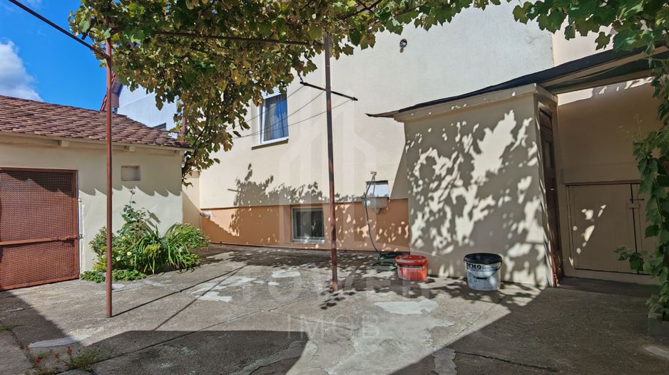 Casă individuală cu 3 camere, curte , în Sibiu, zona Lupeni - Poză 18