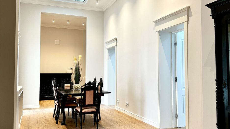 Magheru: 5 camere cu băi proprii – ideal business sau birouri - Poză 7